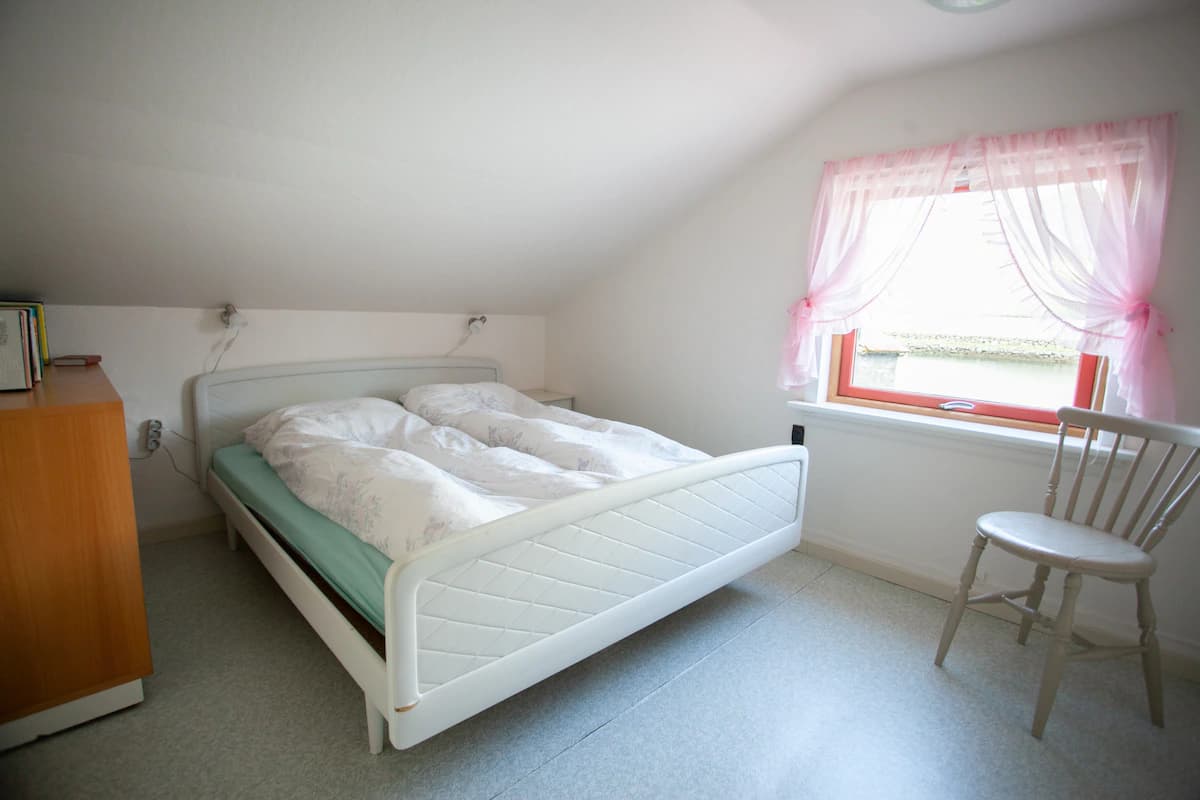 Cozy house in the idyllic village of Haldórsvík — 11 av 20