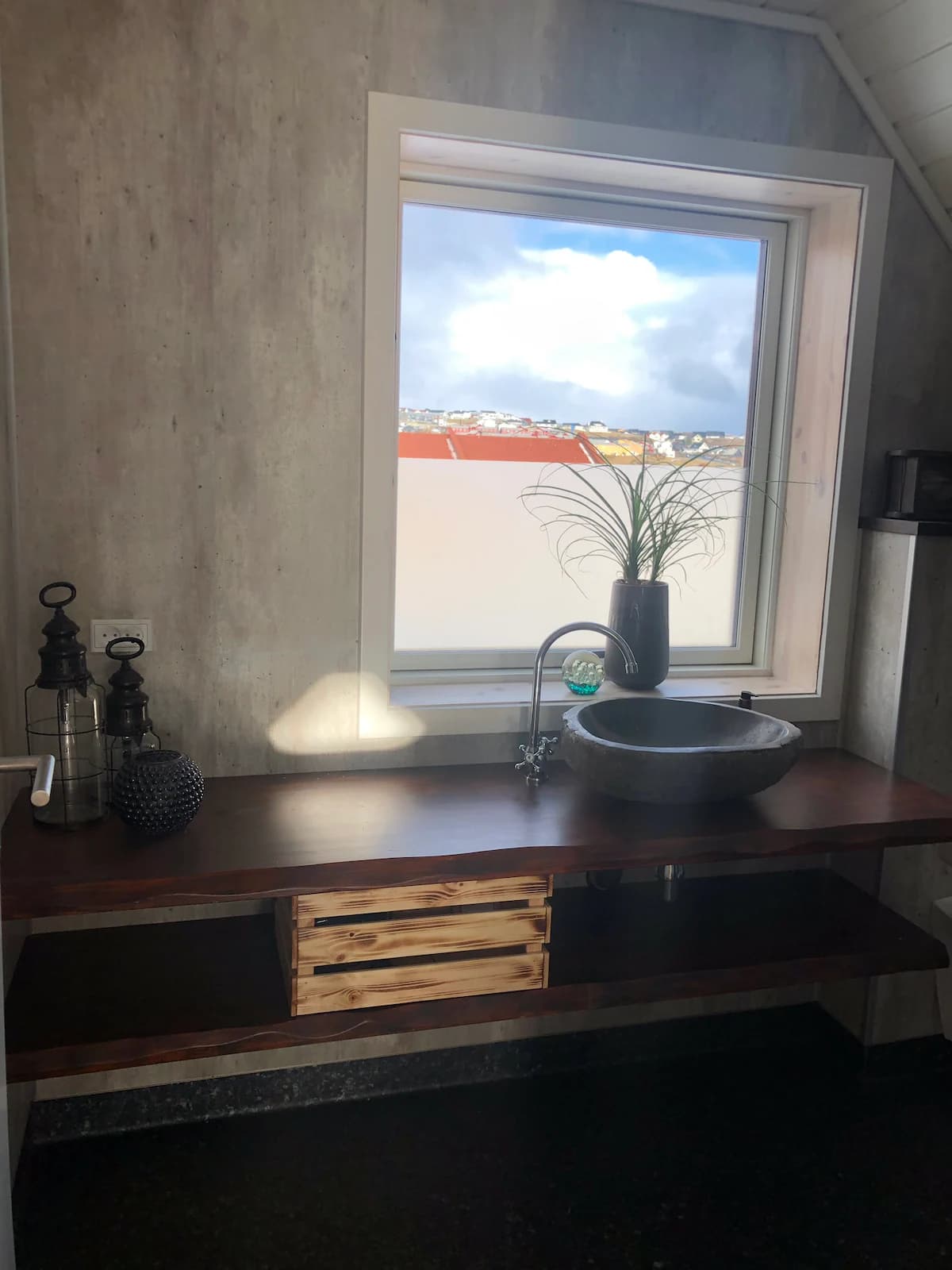 Varðabrekka 6 · Lejlighed med panorama udsigt — 7 av 19