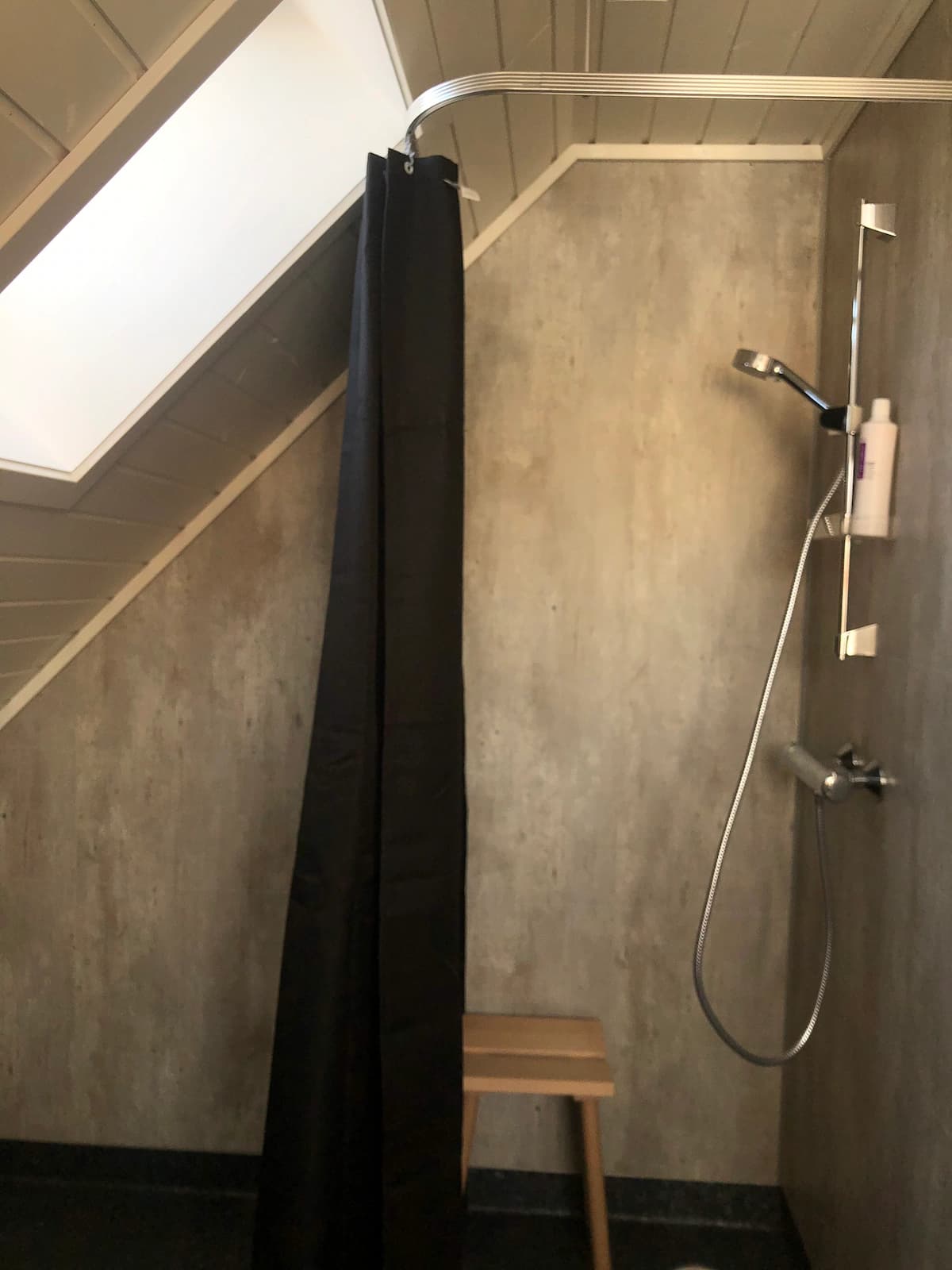 Varðabrekka 6 · Lejlighed med panorama udsigt — 11 av 19