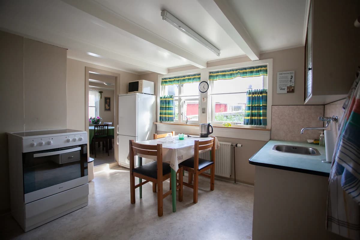 Cozy house in the idyllic village of Haldórsvík — 7 av 20
