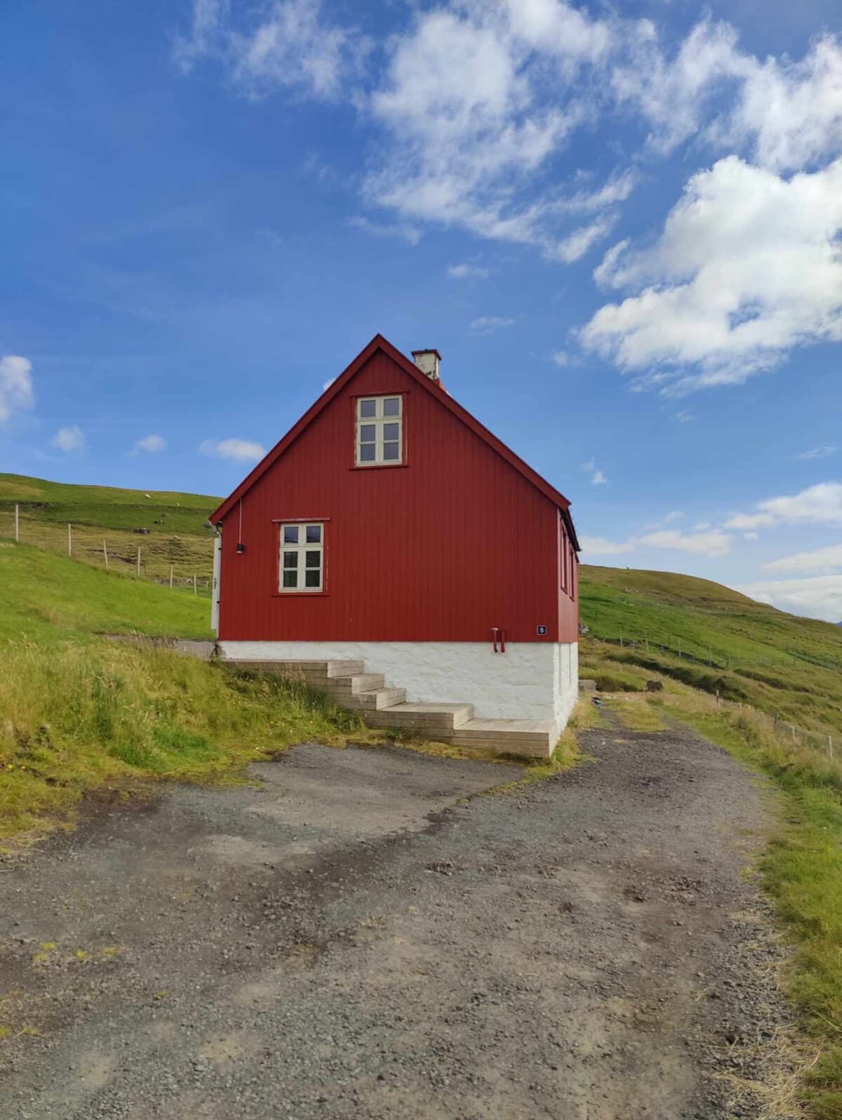 Charming House | Stunning views | Parking