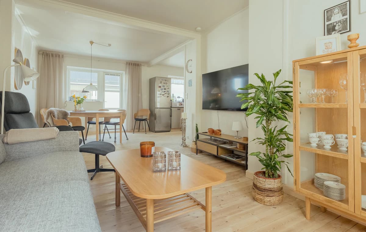 Heimdalur · apartment · homely stay · city life