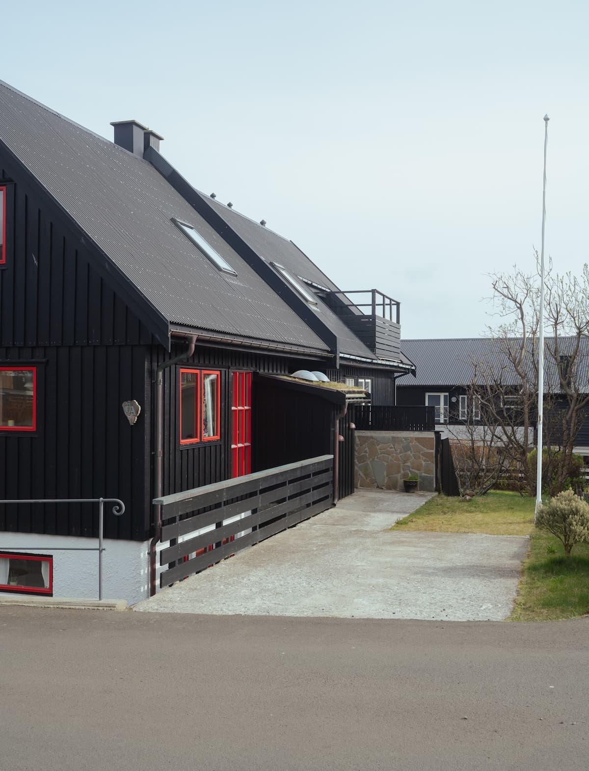 3BR House in Tórshavn | Quiet Street | Parking