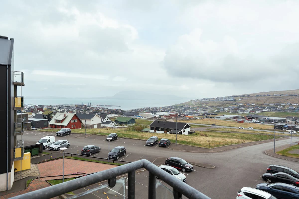 3 BR Apartment with Balcony, Sea View & Parking