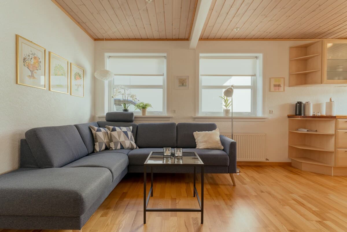 Lovely 2 BR Apartment | Parking | Quiet Street