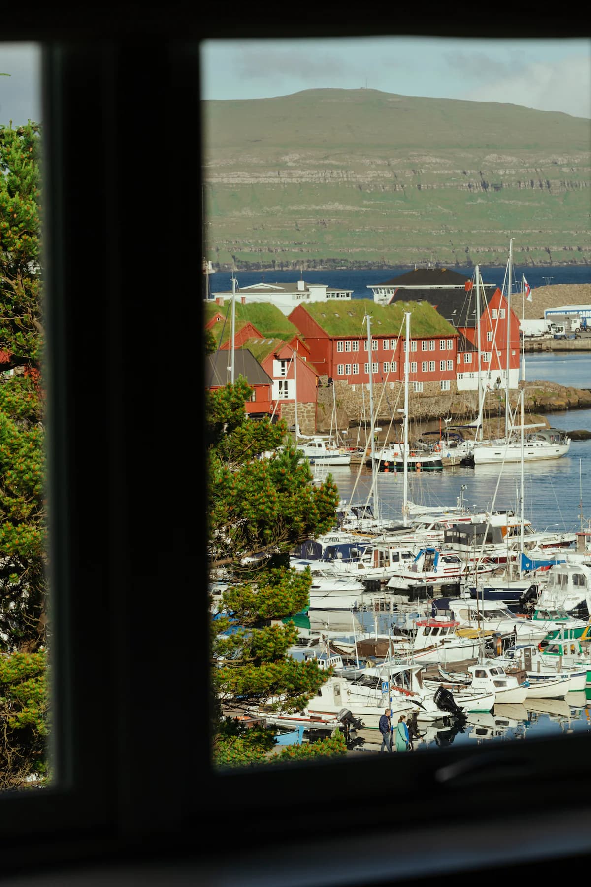 Large Penthouse Apartment | Downtown | Marina